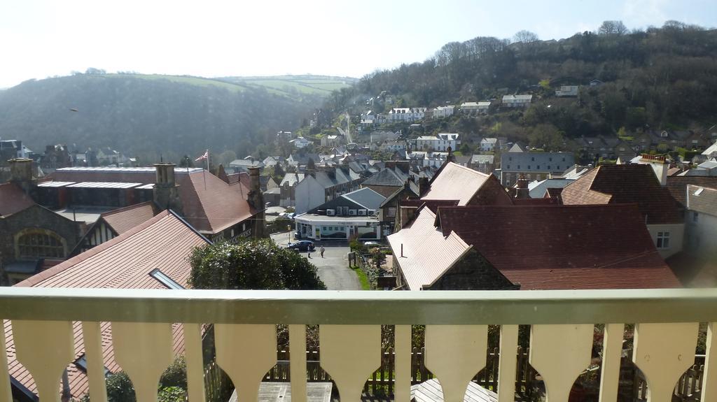 Ingleside Hotel Lynton Room photo