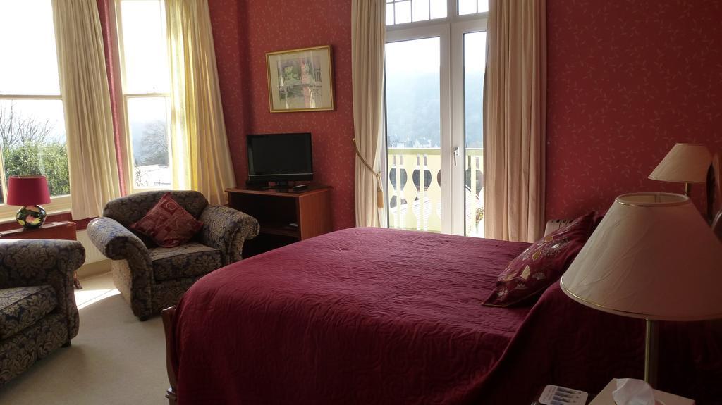 Ingleside Hotel Lynton Room photo